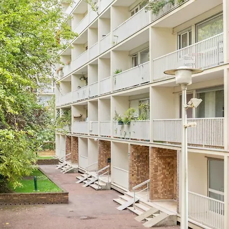 Bright Studio With Terrace Close To Belleville And Menilmontant - Welkeys Paris